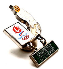 Pin's Chambery 07/02/92 Etape Flamme Olympique JO Albertville 1992 35 mm