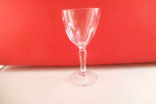Vintage unmarked clear glass - clear,