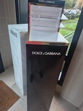 Présentoir colonne Versace