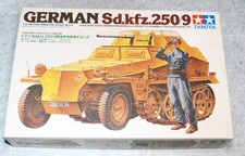 Véhicule blindé léger de reconnaissance 1/35 TAMIYA Sd.Kfz.250/9 Demag TAMIYA