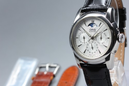 Presque comme neuve montre - neuve],