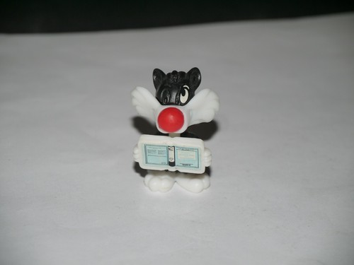 Kinder surprise figurine - kinder,