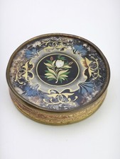 Boite à bonbons à décor d'un fixé sous verre époque XIXe Charles X