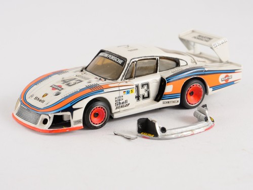 Amr porsche martini - porsche,