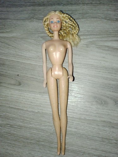 Poupée barbie 1980 first - barbie,