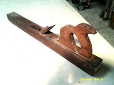ANCIENNE VARLOPE BOIS   OUTIL DE MENUISIER -56 centimètres