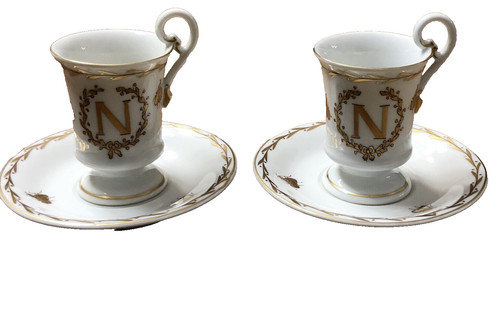 Tasses sous en - tasses,