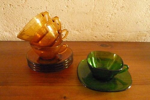 Tasses vereco avec soucoupes - 5,
