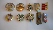 Très beau lot d'insignes