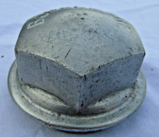 gros écrou cache moyeu roue