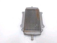 RADIATEUR EAU GAUCHE VESPA