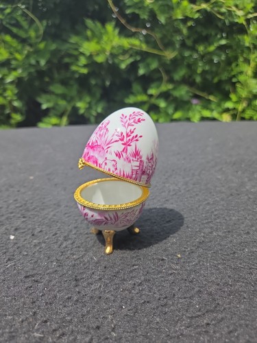Oeuf porcelaine pilulier - en,