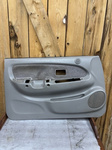 Toyota tacoma door panel - toyota,