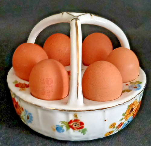 Superbe présentoir oeufs - présentoir,