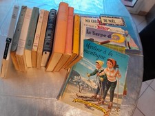 VINTAGE LOT DE LIVRES ANCIENS DONT BD MARTINE  ASTERIX LA SERPE D'OR ETAT ANCIEN