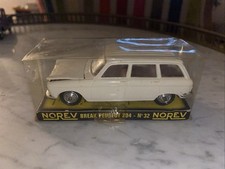 NOREV - 32 - Break Peugeot 204