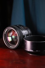 Objectif Nikon AF 85 mm 1,8D