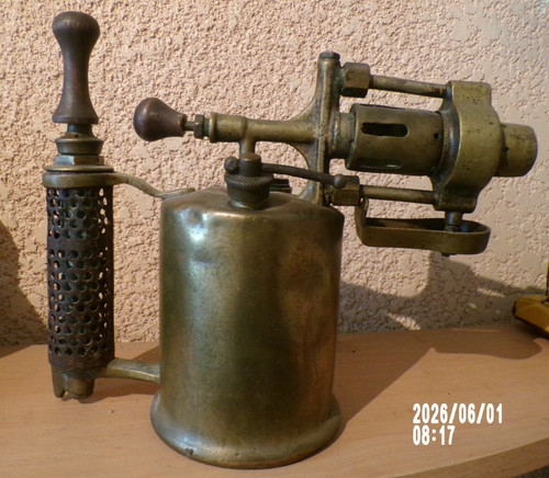 Ancienne lampe a - ancienne,