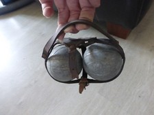 ancienne boule de petanque dans sac laniere cuir 2 boules vintage deco
