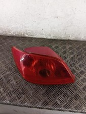 Feu arriere principal gauche