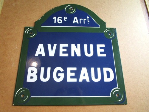 Ancienne plaque émaillée - , de