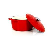 Casserole en fonte avec