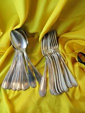 ancienne menagere en metal