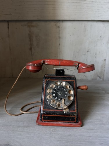 Téléphone ancien jouet tôle - ancien,
