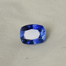 Forme de coussin saphir bleu royal 6,00 ct. Excellent RARE Loose Gemstone