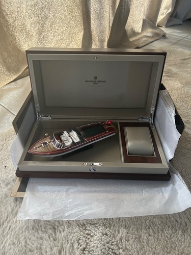 Frédérique constant runabout - constant,