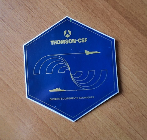 Autocollant sticker - /,