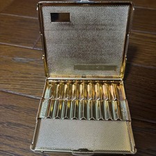 Ancien étui à cigarettes WINDMILL en cuir doré 3x3x04 envoi au Japon