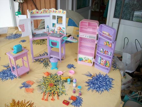Cuisine barbie mobilier - barbie,