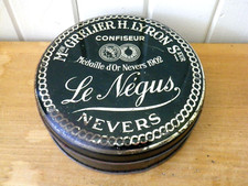 Ancienne boite métal Maison