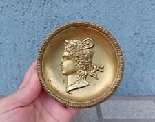 Ancienne embrasse rideau / attache rideau / crochet, Tête de Femme en bronze N1