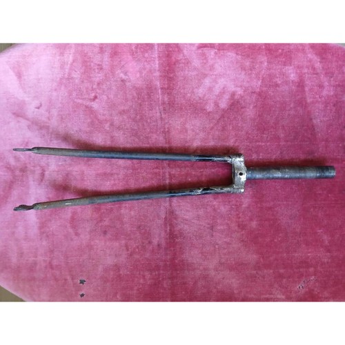 Fourche 168mm acier pour - fourche,