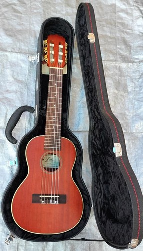 Mini guitare classique - , à