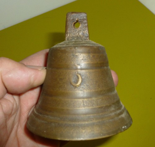 Petite cloche bronze - en,