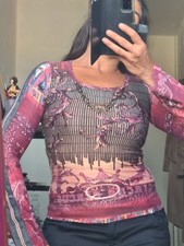 TRES BEAU HAUT ICONIQUE  SAVE