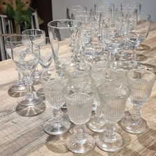 Lot De Petits Verres Bistrot Anciens / Liqueur / Absinthe / Vin Cuit