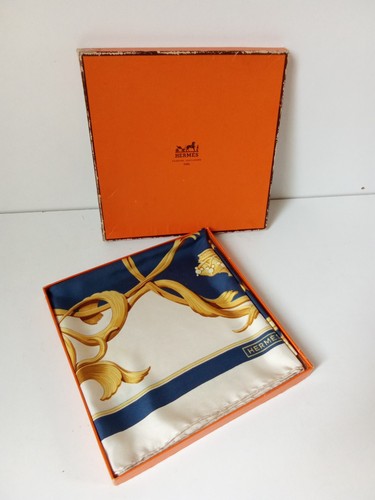Foulard vintage carré - -,