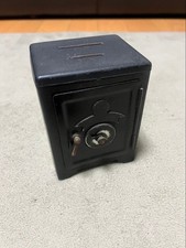 Tirelire coffre-fort jouet pot