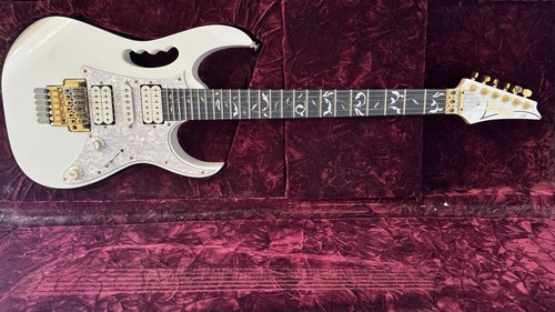 Ibanez jem7vwh steve vai - ibanez,