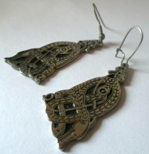 Boucles d'oreilles percées