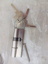 NEUF CYLINDRE DE SECURITE DE