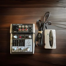 Behringer Xenyx 302USB Mixer +