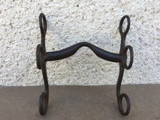 Ancien petit mors de cheval / En fer forgé / Animaux / Accessoires / Déco
