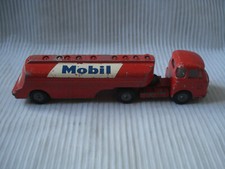 CIJ : CAMION SAVIEM JM240 avec semi citerne "Mobil" - sans boîte