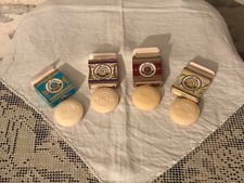 Lot de 4 savons parfumés