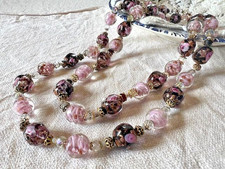 Collier ancien 2 rangs verre Murano rose inclusions or pâte de verre
